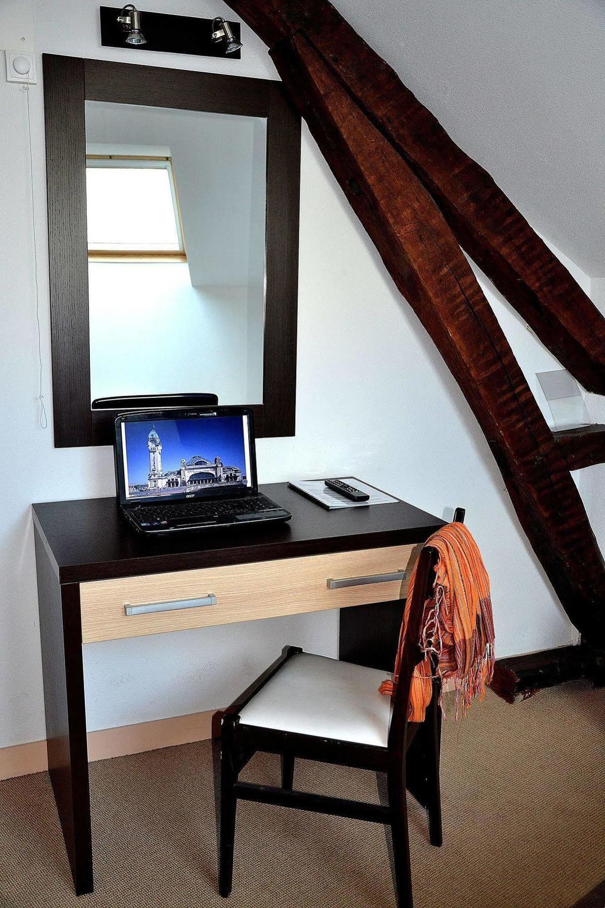 Hotel Les Benedictins Limoges Buitenkant foto