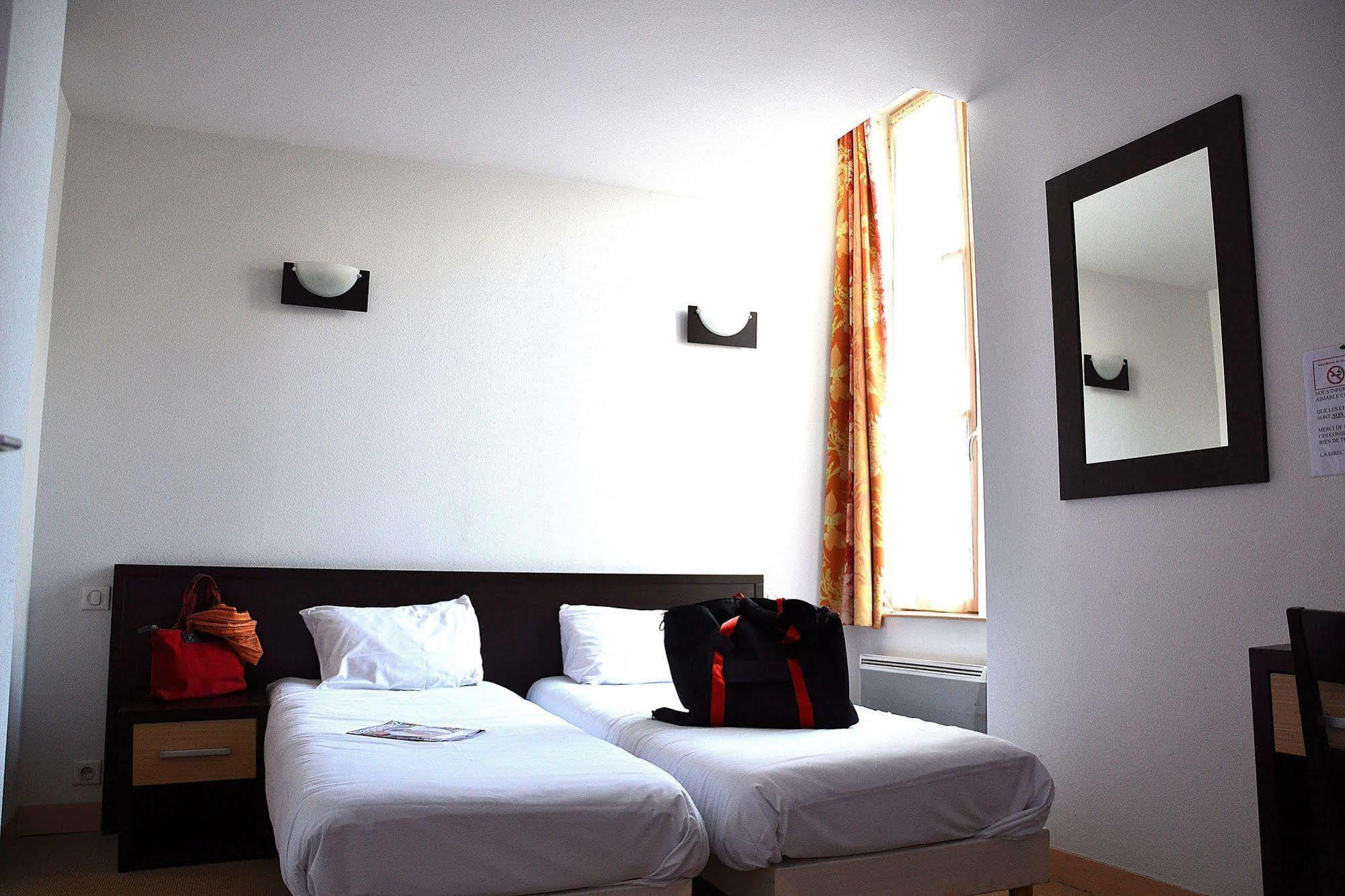 Hotel Les Benedictins Limoges Buitenkant foto